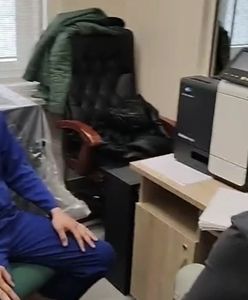 Brutalny atak na ochroniarza Biedronki. Policja publikuje wstrząsające nagranie