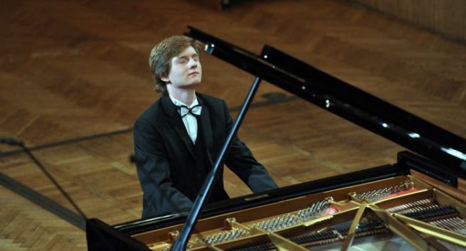 Konkurs Chopinowski na antenach Polskiego Radia i Telewizji Polskiej: transmisje, wywiady i specjalne serwisy