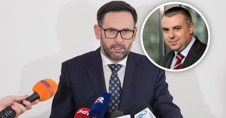 "Zapłacono za ropę, której nie było". Ekspert odpowiada Obajtkowi