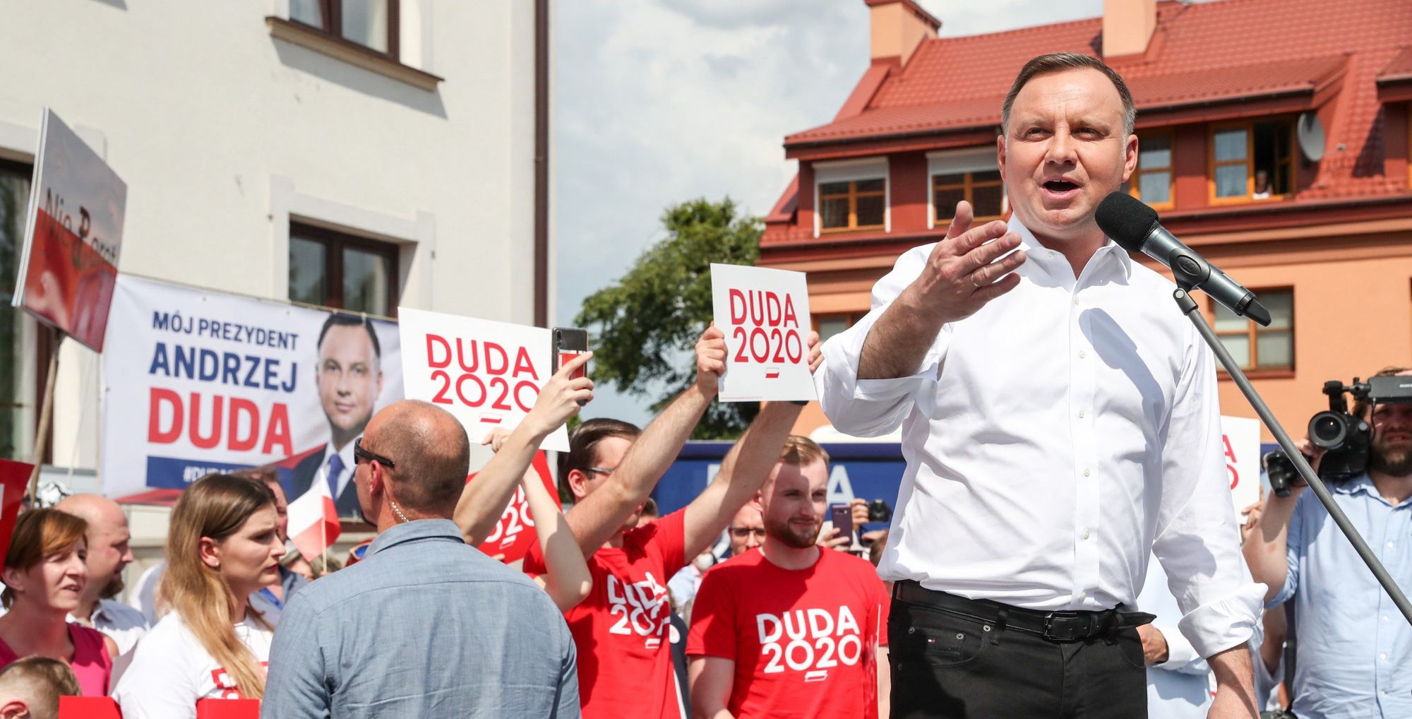 Andrzej Duda ociepla wizerunek, po skandalicznych wypowiedziach o LGBT