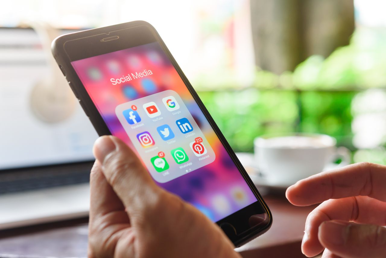 Złota zasada korzystania ze smartfonów. "Początki będą trudne"