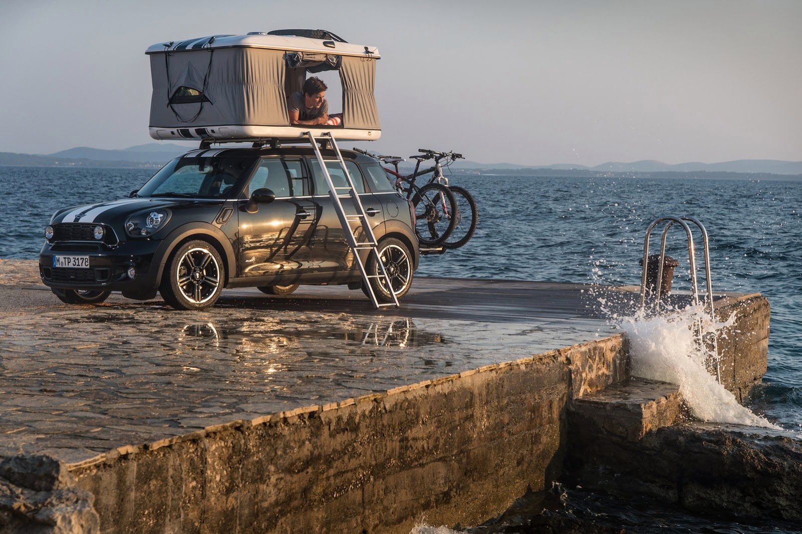 MINI prezentuje koncepcyjne auta na wakacje [galeria] 15