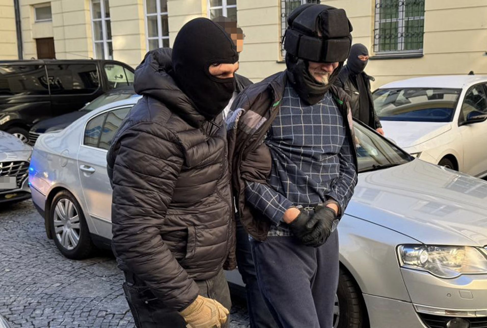 wiadomości,aktualności,WP Wiadomości Zamach na siedzibę PO. Są nowe ustalenia biegłych