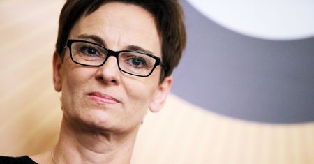 Nieoficjalnie: nie będzie konsekwencji dla prof. Iwasiów. Wspierała Strajk Kobiet