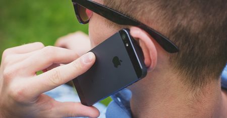 SMS z banku, a zaraz telefon. Mogą znać twoje nazwisko