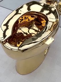 Kupili złoty sedes za 12 mln dol. Mają zaskakujące plany