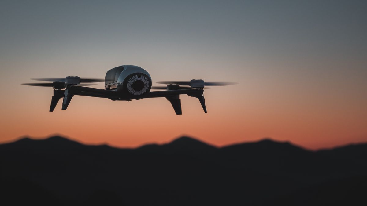 Hale produkcyjne zamiast sklepów. Rosjanie przerabiają galerie handlowe 