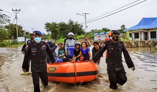 Tragiczne skutki powodzi w Indonezji. Nie żyje 155 osób