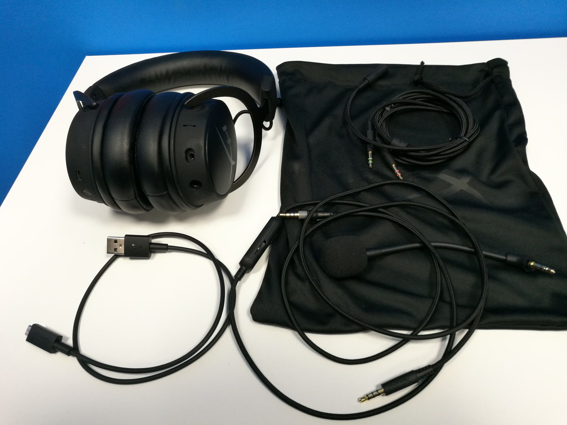 Sprawdzamy HyperX Cloud MIX. Czy jedna para słuchawek może trafić w wiele gustów? 3