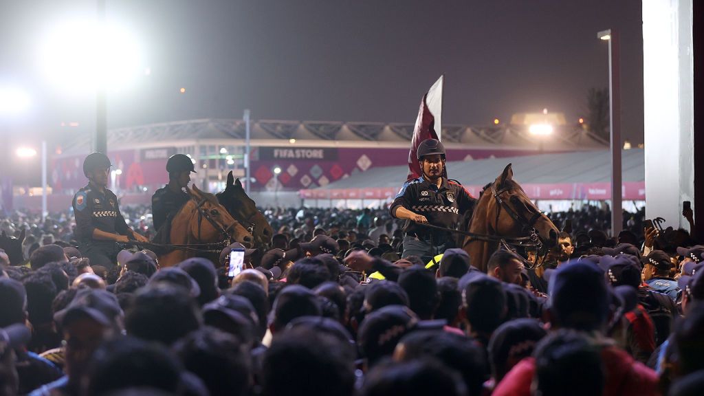 Panika i chaos w strefie kibica w Katarze. Interweniowała policja