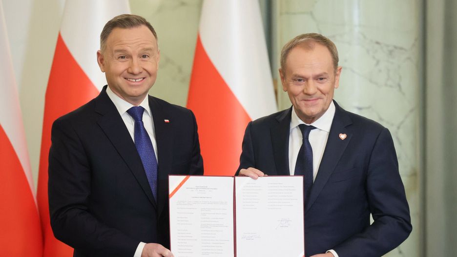 Zaprzysi??enie rz?du Donalda Tuska
Fot. Wojciech Olkusnik/East News, Warszawa, 13.12.2023. Zaprzysiezenie rzadu Donalda Tuska w Palacu Prezydenckim.
N/z: Andrzej Duda, Donald Tusk
Wojciech Olkusnik