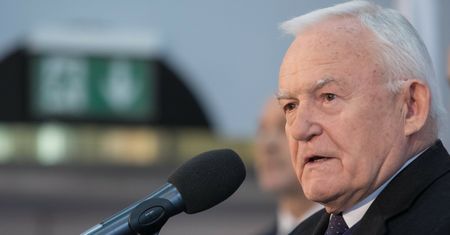 Leszek Miller: Jarosław Kaczyński nie przegra, bo opozycja pomoże PiS