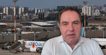 Jeden z pilotów zaatakował drugiego na pokładzie. Ekspert komentuje