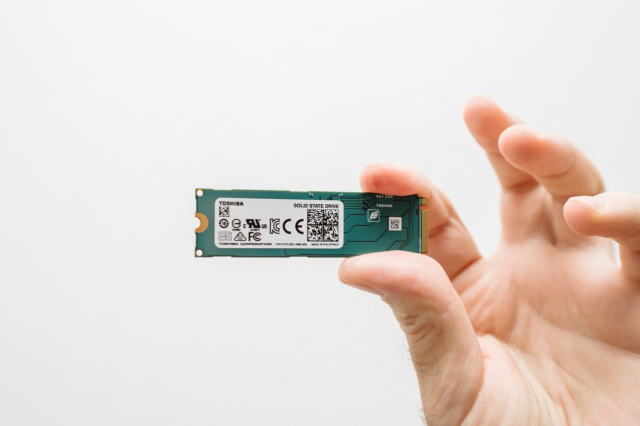 Dysk SSD NVMe z depositphotos