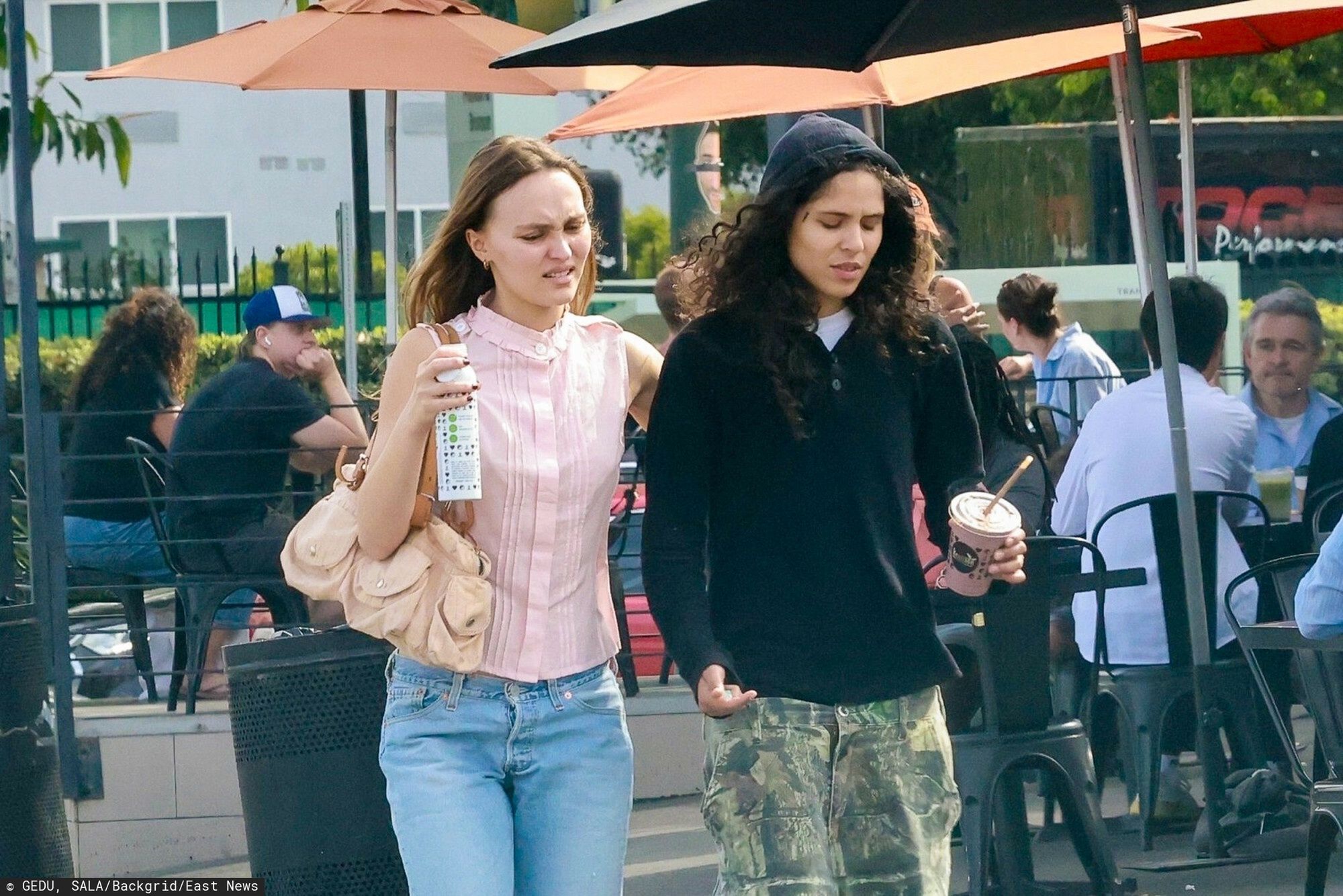 Lily-Rose Depp z dziewczyną