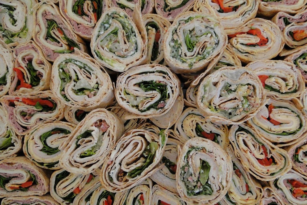 Tortilla rolls are the perfect snack for a party.