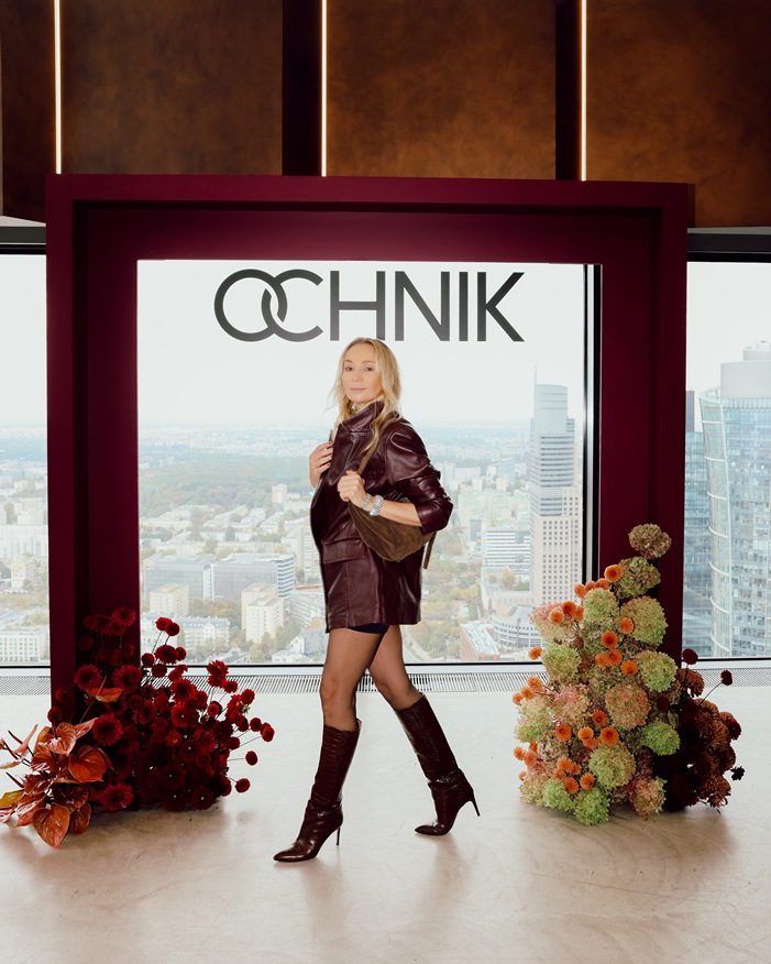 OCHNIK_Press day_Sonia Bohosiewicz w skórzanej marynarce z kolekcji OCHNIK