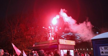 Warszawa. Tomasz Gutry raniony przez policję. "Działamy na linii frontu"