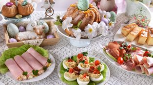 Jędrzejów: Święcenie pokarmów wielkanocnych w Archiopactwie Cystersów