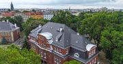 Zabytkowe dachy odzyskują dawny blask. Historyczne budynki przy Jarochowskiego i Wyspiańskiego w nowej szacie