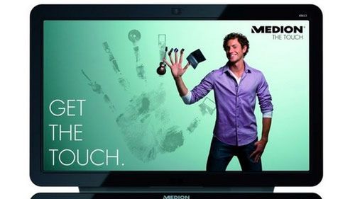 Dotykowy Medion z komputerem 1