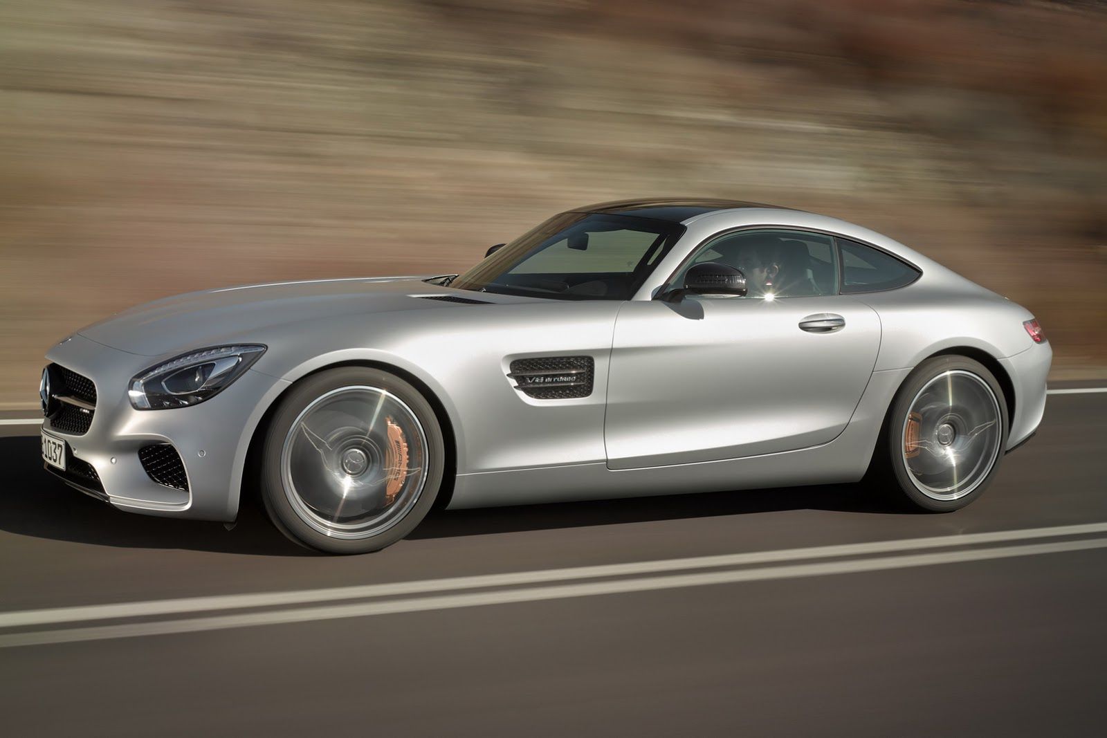 Mercedes-AMG GT na ponad 180 zdjęciach! 176