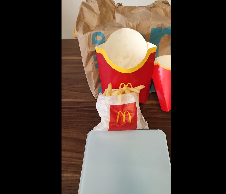 Czy małe frytki z McDonald's to duże frytki?