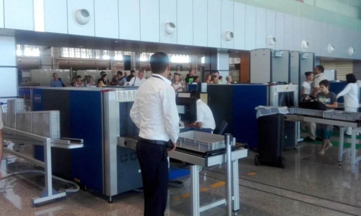 Próba przemytu została wykryta na międzynarodowym lotnisku w Kairze 