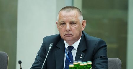 CBA zatrzymało syna prezesa NIK Jakuba Banasia. "To niepotrzebne show"