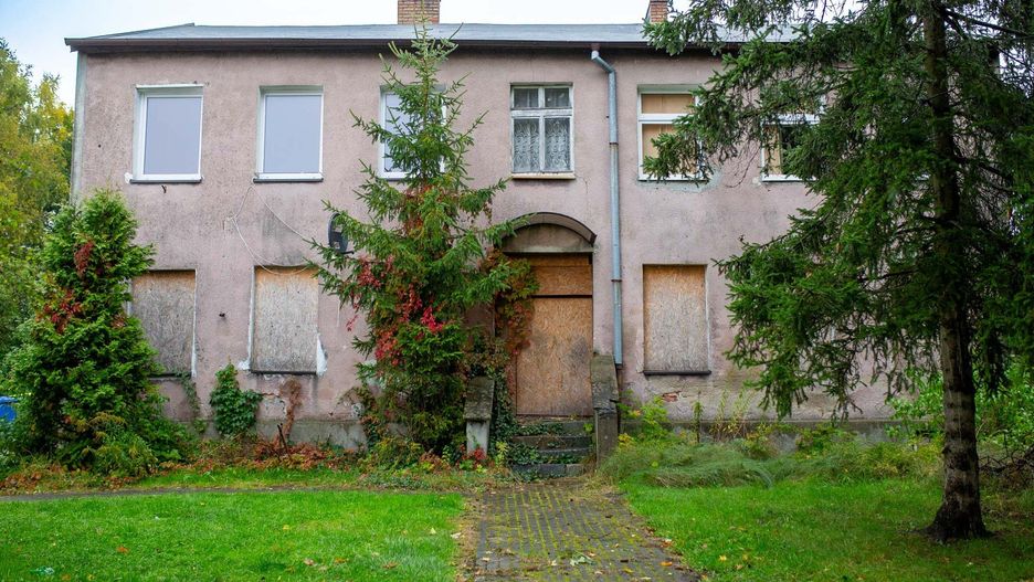 Budynki komunalne przy ul. Lotha idą do rozbiórki.