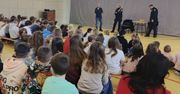 Lubelskie: Dzielnicowi rozmawiali z uczniami o bezpieczeństwie podczas zbliżających się ferii