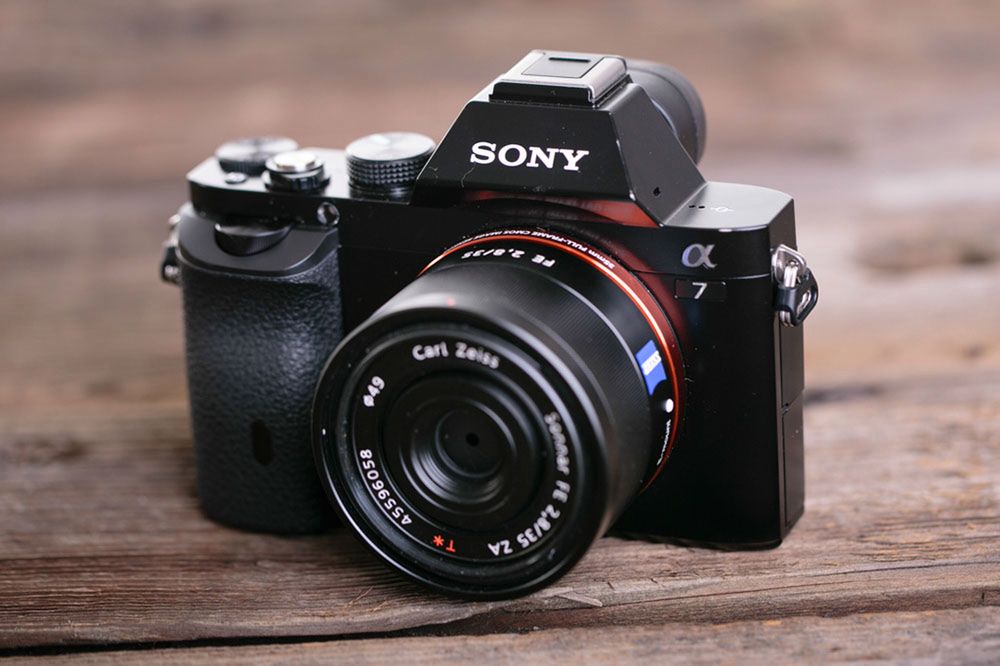 Sony A7 - pełnoklatkowy bezlusterkowiec pełen kontrastów [test] 2
