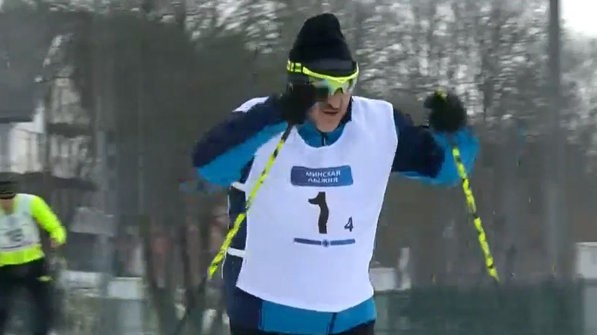 Alaksandr Łukaszenka na trasie biathlonu