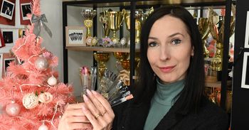 Paznokcie na Boże Narodzenie. Jakie stylizacje są najmodniejsze?