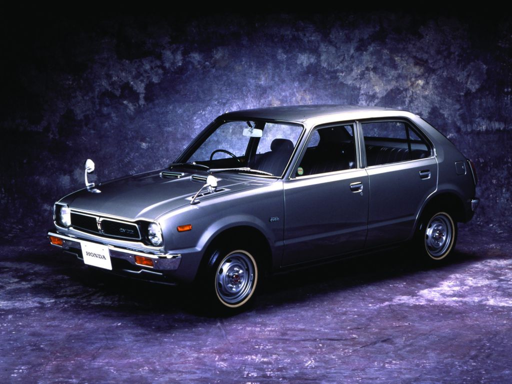 Już w latach 70. Honda procesem spalania zarządzała poprzez odpowiednie sterowanie zaworami i zastosowanie dodatkowej komory spalania