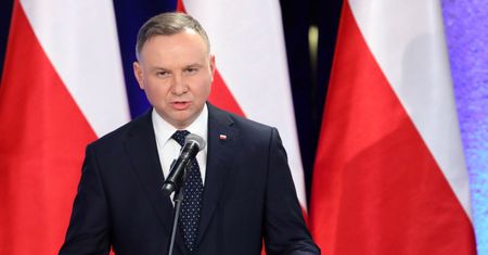 "Wielka szkoda". Kontrowersje wokół ważnej decyzji Dudy