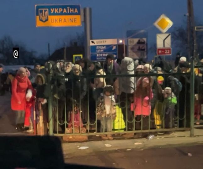 Pojechała do Ukrainy z konwojem. "Pokazałabym to całemu światu!"