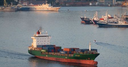 14 transportów paliwa do Rosji. Tankowce były objęte sankcjami