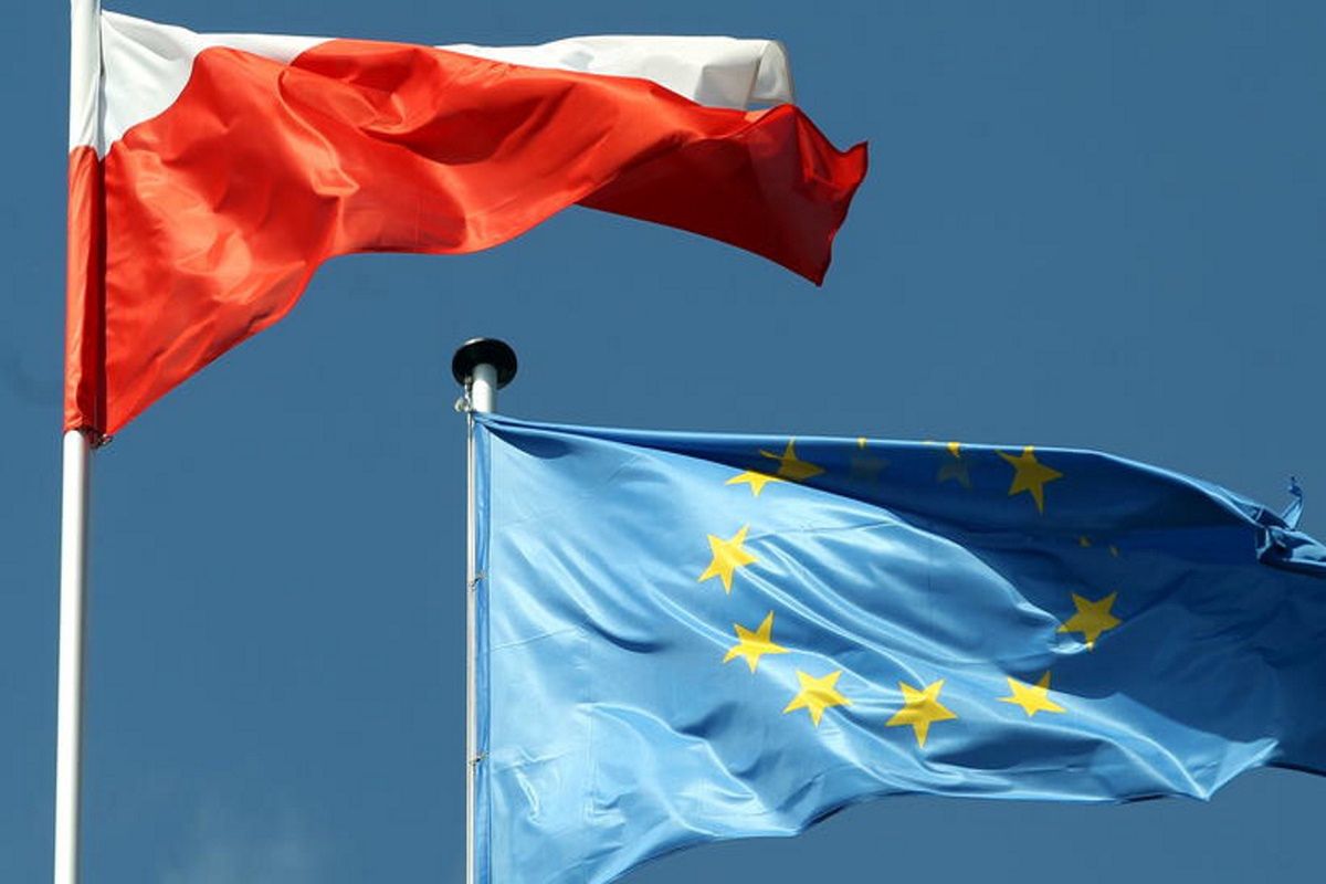 Eurostat przebadał Europejczyków. Szok, w co nadal wierzą Polacy