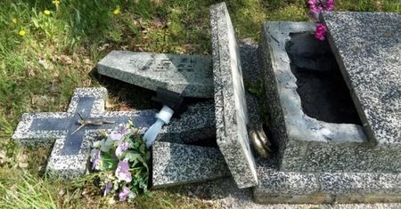 Groby na cmentarzu w Jaszkowie zapadły się. "Wygląda to strasznie!"