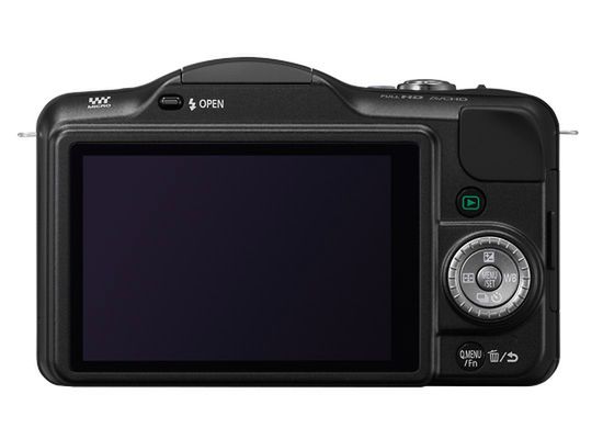 Panasonic Lumix GF3 - piękny wygląd kosztem dobrych rozwiązań? 5