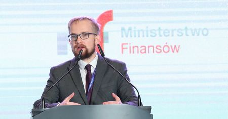 Batalia frankowiczów z bankami. Piotr Patkowski mówi o najlepszym rozwiązaniu problemu