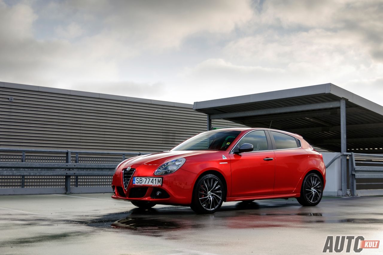 Alfa Romeo Giulietta Quadrifoglio Verde TCT - test, opinia, spalanie, cena