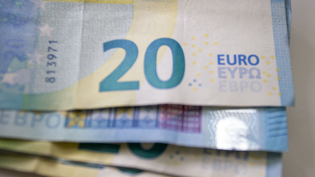 20 Euro banknotes are on display in Lisbon, Portugal, on April 4, 2025. (Photo by Luis Boza/NurPhoto via Getty Images)