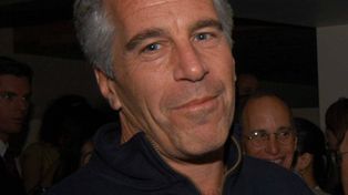 Przerażające odkrycia w aktach Epsteina. "Widzisz opisy dziewcząt w wieku 15, 14, 10 lat"