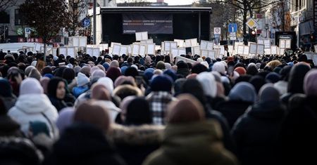 Zwołują się na TikToku. Islamiści wyszli na ulice w Niemczech