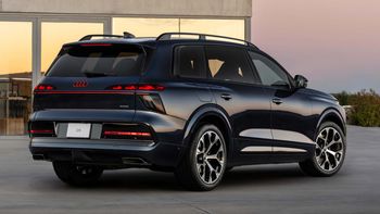 Prezes zmienił decyzję tuż przed premierą. Audi Q9 bez dotykowych klamek