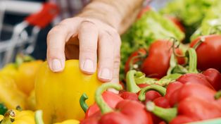 Tych warzyw nie jedz zimą. Mają mniej wartości, za to mogą być naszpikowane pestycydami i metalami ciężkimi