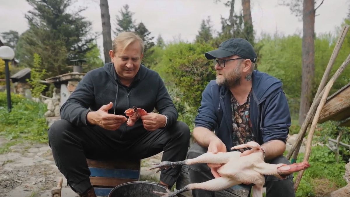 Jarek Nowak w programie "Zabójcze potrawy" na kanale Zoom TV