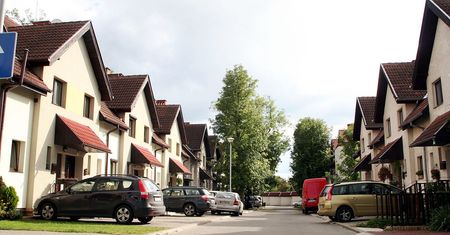 Niebezpieczny proceder na osiedlach. Podają się za żebraków